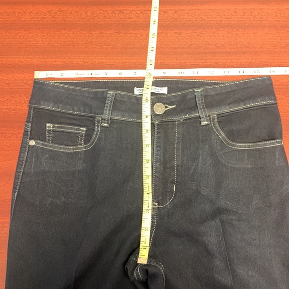 Lee Riders - Picture 2 of 7